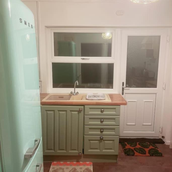 Floss Cottage Matson エクステリア 写真
